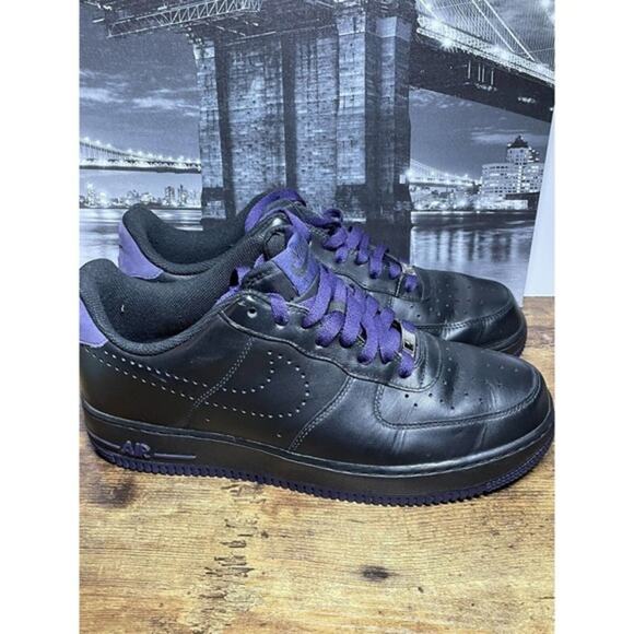 AWESOME Condition!! Nike Air Force‎ 1 Black And Purple Mens Shoe Size 10 main image 5